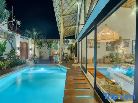 Villa Bergaya 2BR Brand New Oasis in Berawa