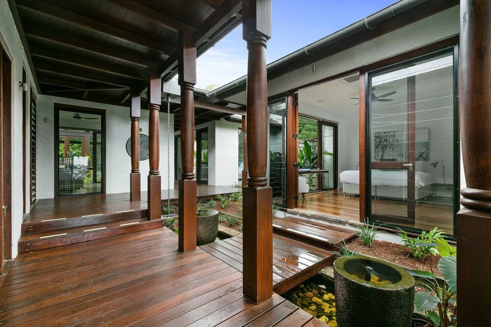 Esprit 9 Palm Cove