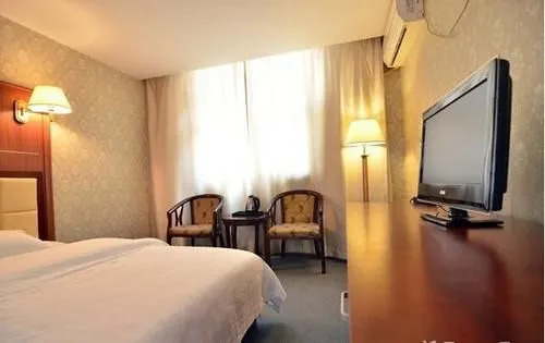 Wuhan Yanlong Business Hotel