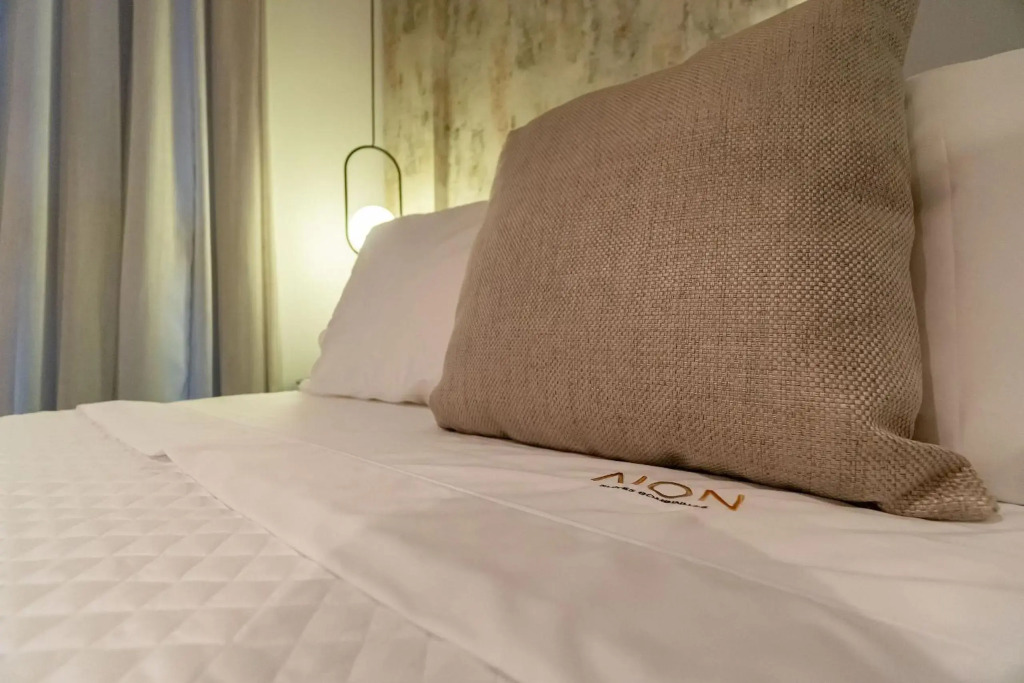AION suítes 103 - Compacto e luxuoso Loft - Rooftop com piscina e academia - À poucos passos da praia