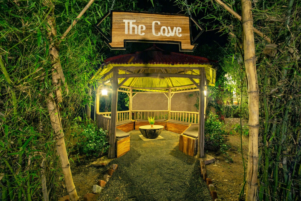 Lemon Tree Wildlife Resort, Bandhavgarh