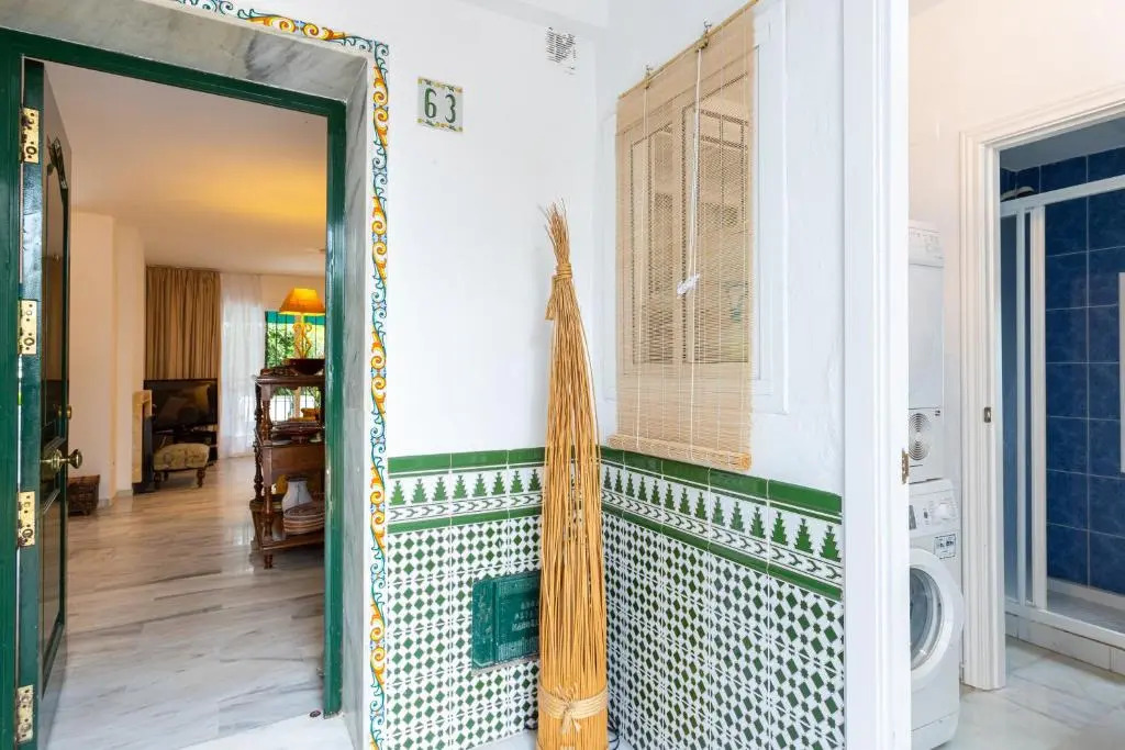 Lunamar 63 Apartment by GHR Rentals