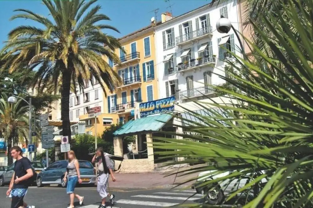 Residence Hyeres Port