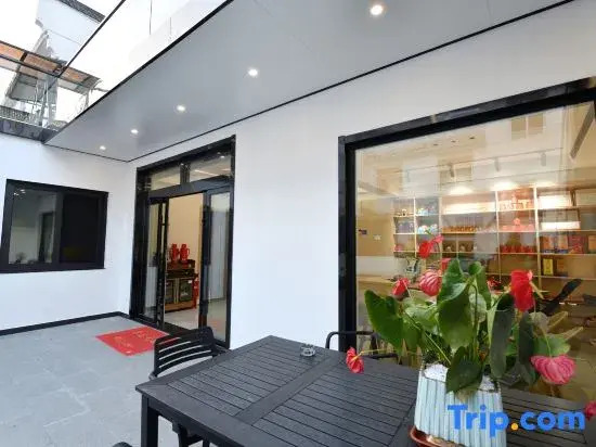 Jiuhuashan Hanju House homestay