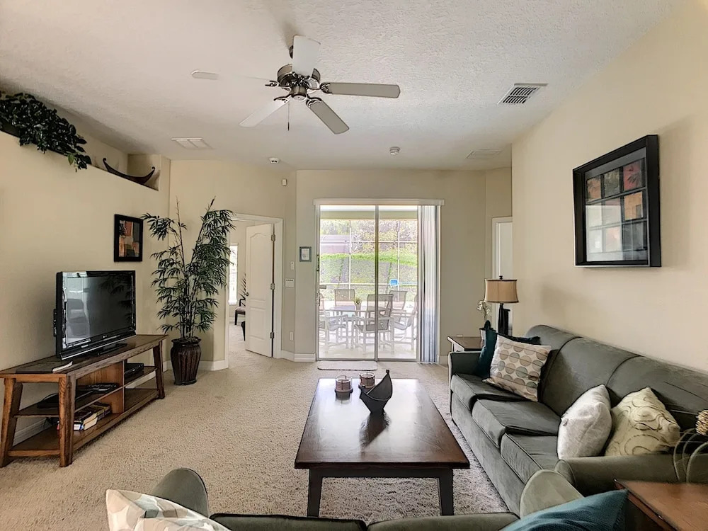 Trine Retreat by Florida Spirit