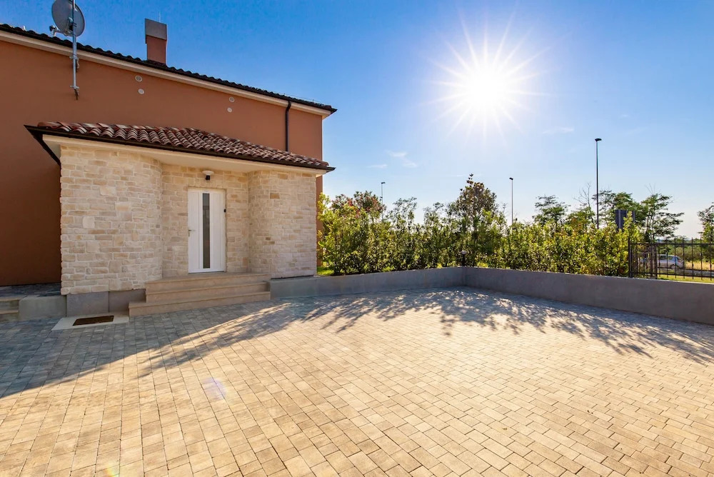 Olea Residence