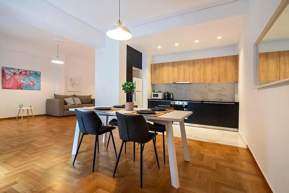 Zan Moreas Beautiful Apt in Koukaki