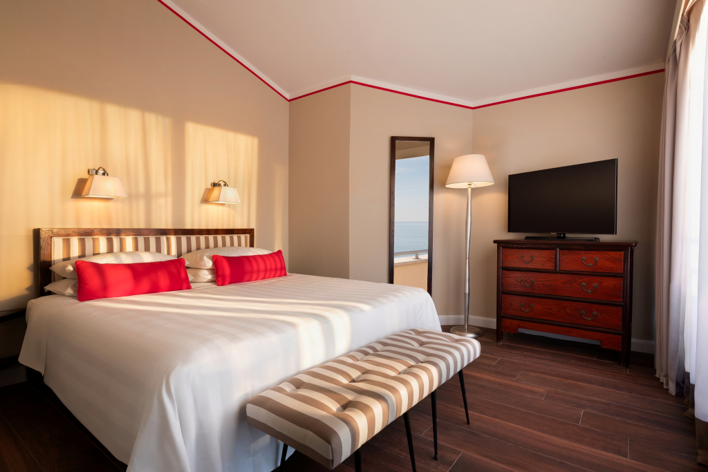 Hotel Sina Astor