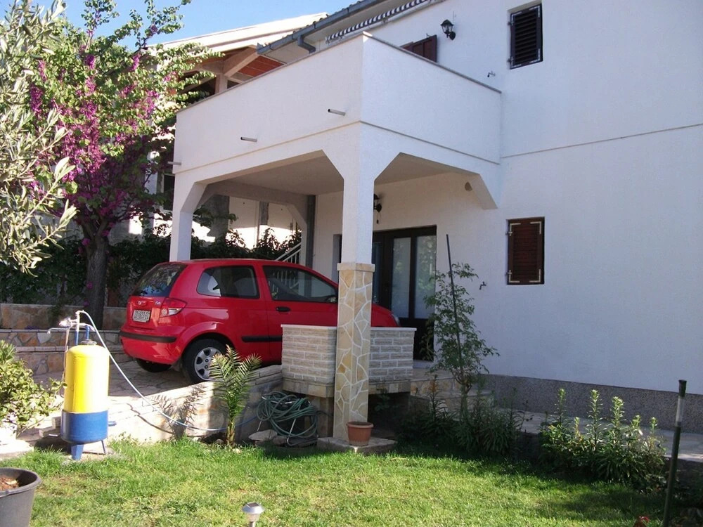 Dusko - Free Parking - A1
