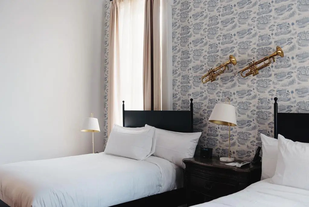 Henry Howard Hotel