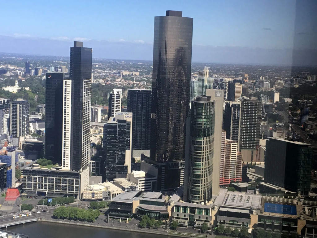 Melbourne SkyHigh Apartments