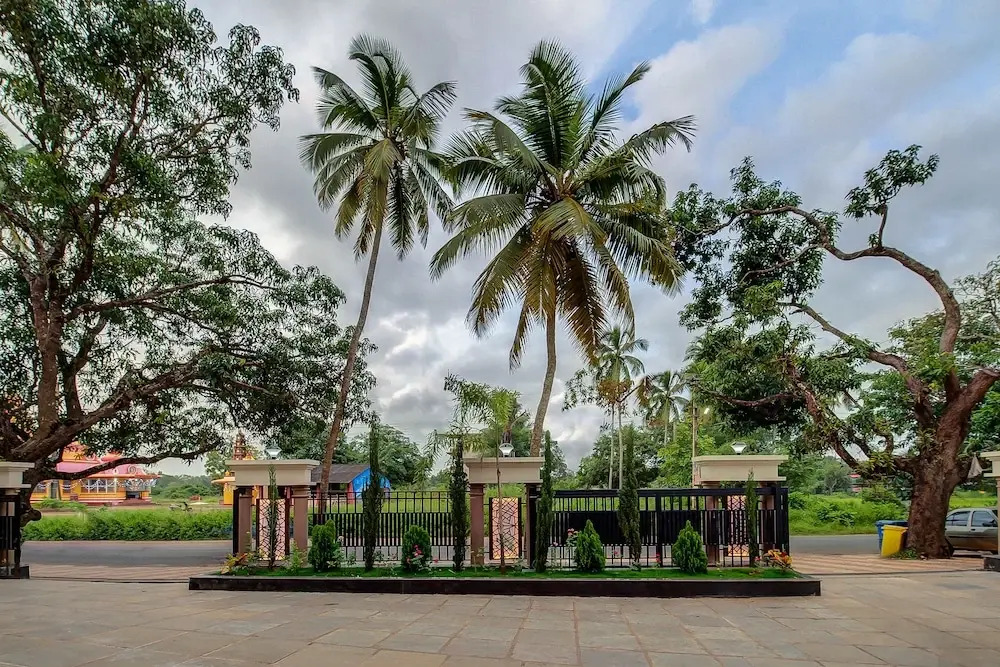 Edition O 30010 Calangute
