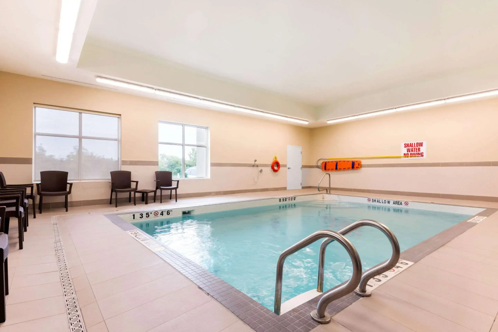 Comfort Inn & Suites