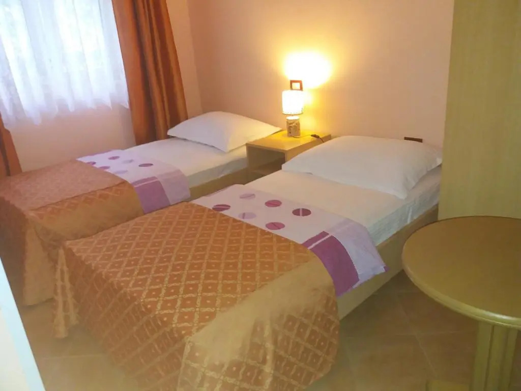 Apartments Rale