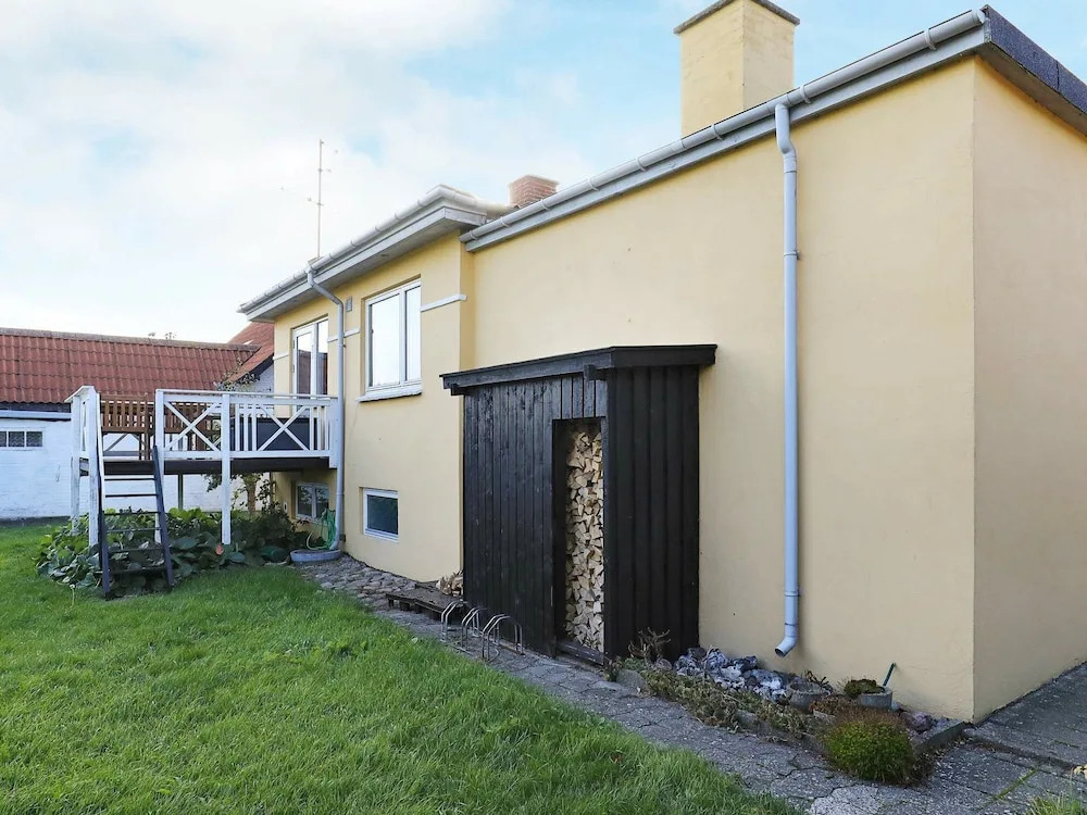Vibrant Holiday Home in Syddanmark Near the Sea