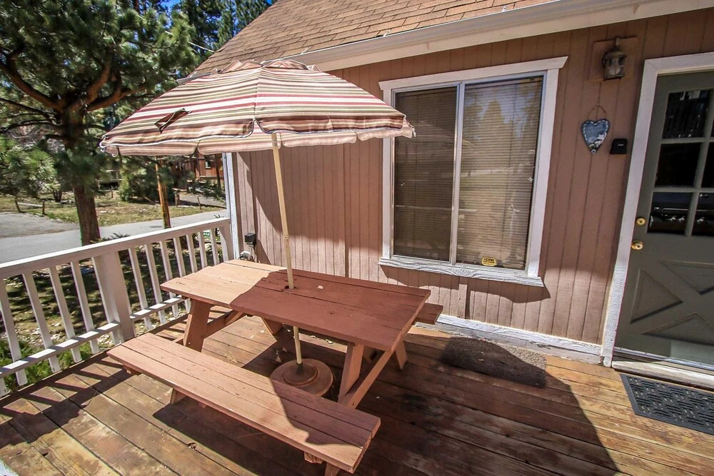 Little Bear-1079 by Big Bear Vacations