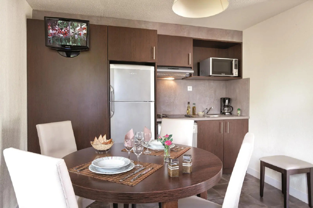 Park & Suites Village La Rochelle - Marans