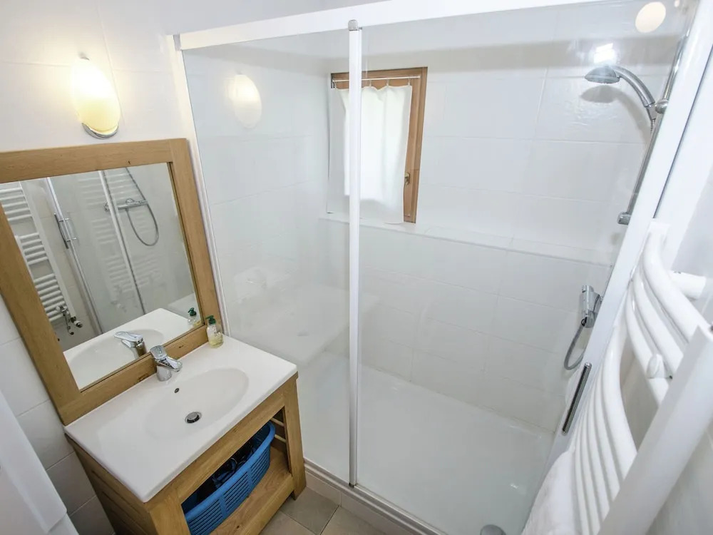 Boutique Apartment in Rhone Alpes With Balcony