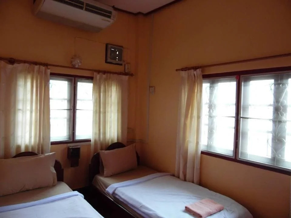 Khamphone Hotel
