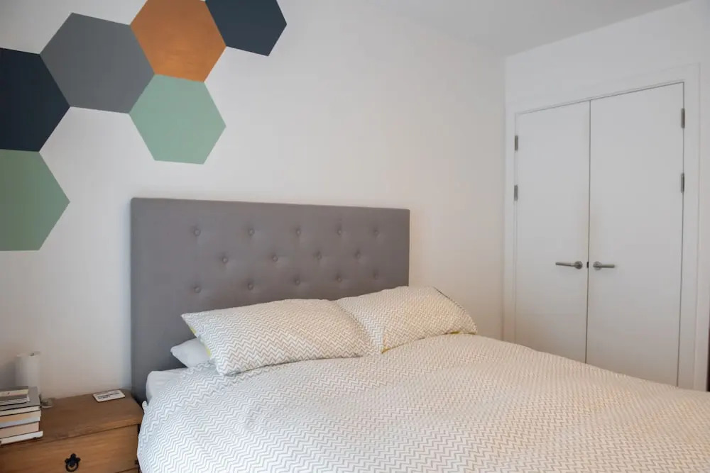 Cozy Modern Apartment In East London