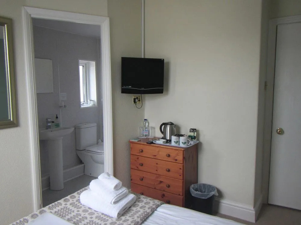Glascoed Guest House