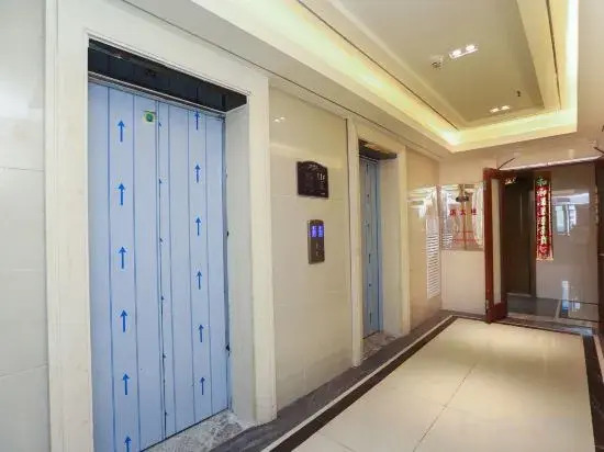Yueyang Jingcheng Hotel (East Railway Station Branch)