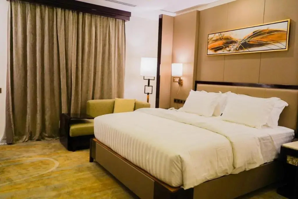 Al Ertiqaa Hotel