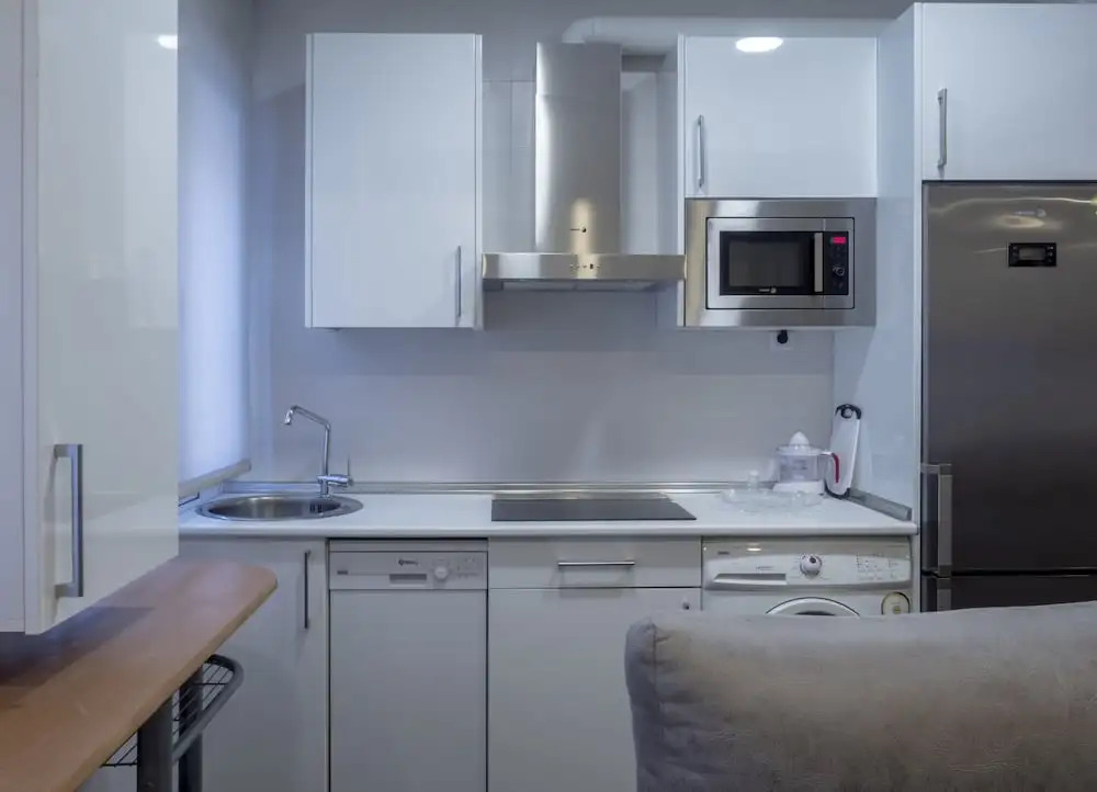 City Hall V Apartment By Aston Rentals