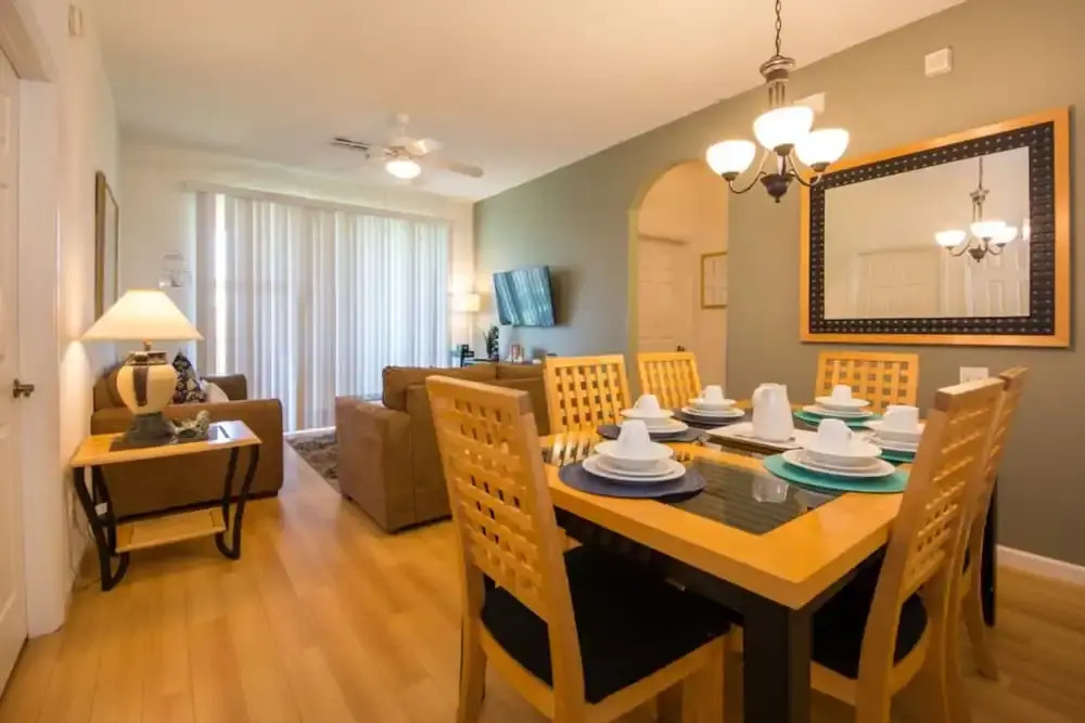Windsor Palms Condos 8102 - 305