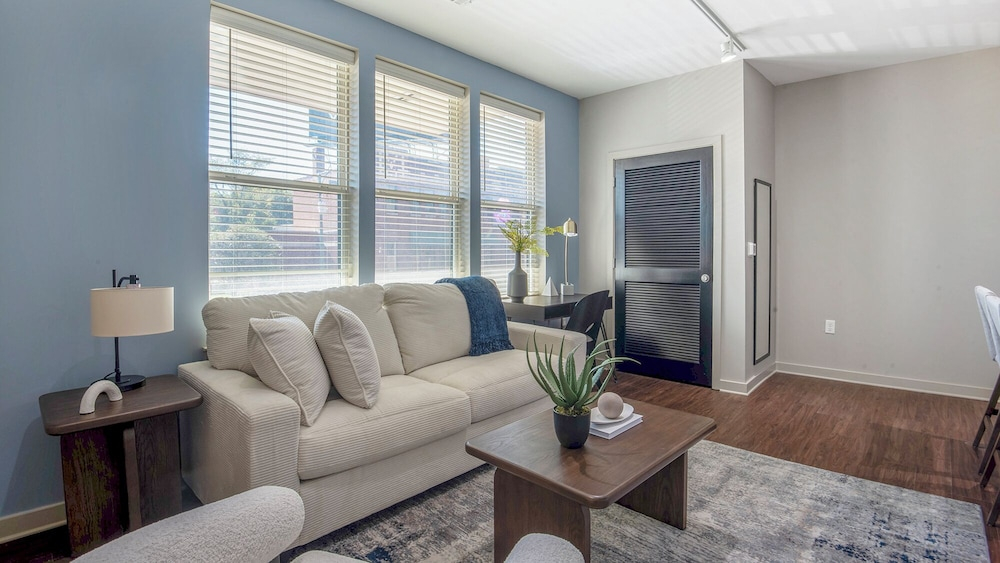 Landing Furnished Apartments near Medical District