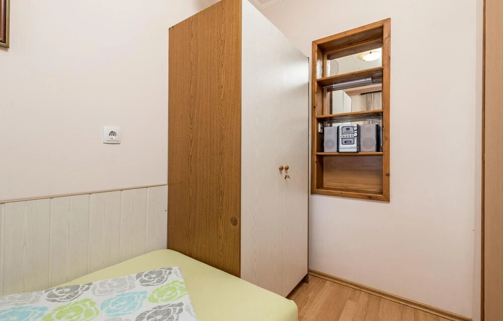 Awesome home in Senj with Jacuzzi, WiFi and 2 Bedrooms