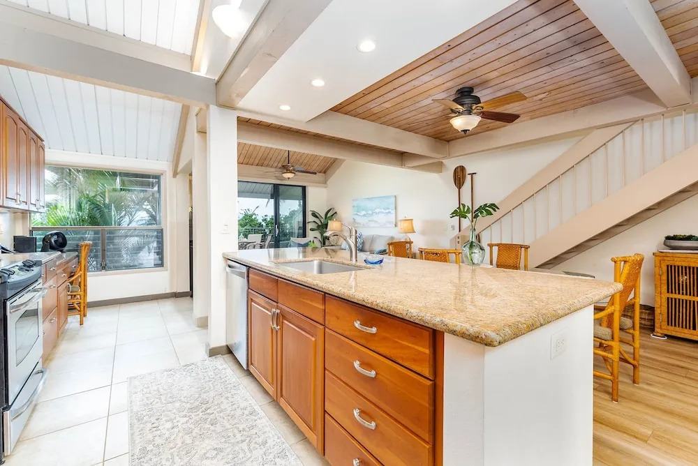 Kahana Village 40 Oceanfront 2Bed 2Bath