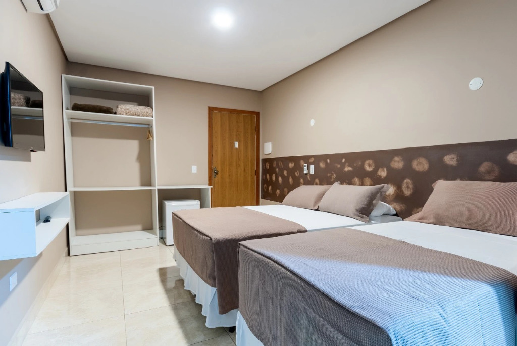 Don Marcos Hotel com Restaurante e Pizzaria