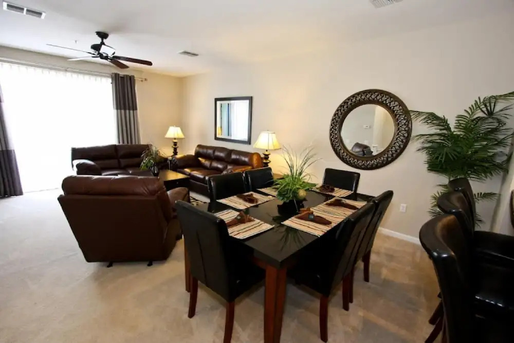 4845 Vista Cay