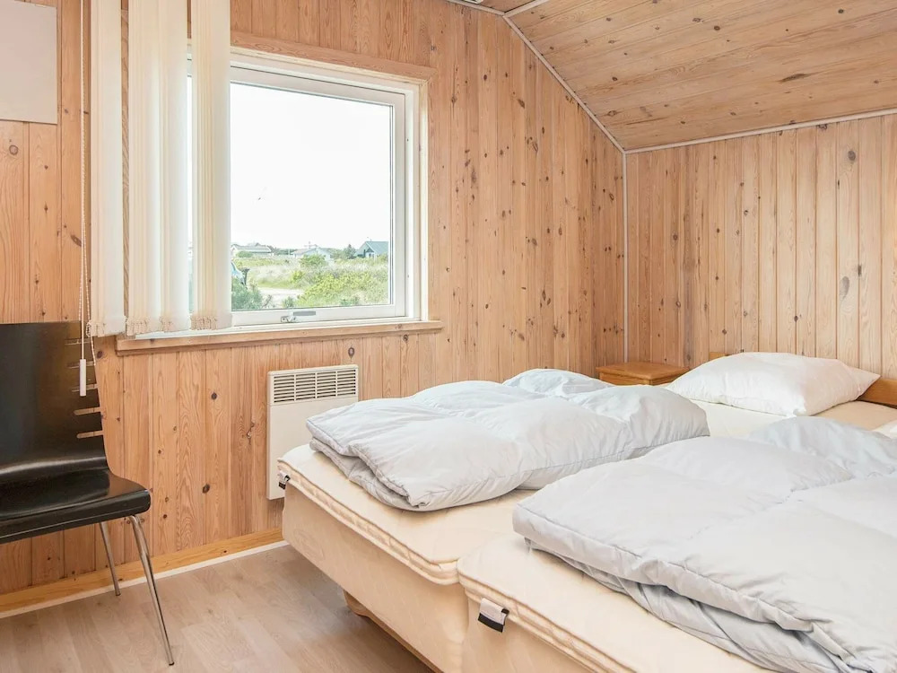 Vintage Holiday Home in Hvide Sande Not Far From Sea Coast