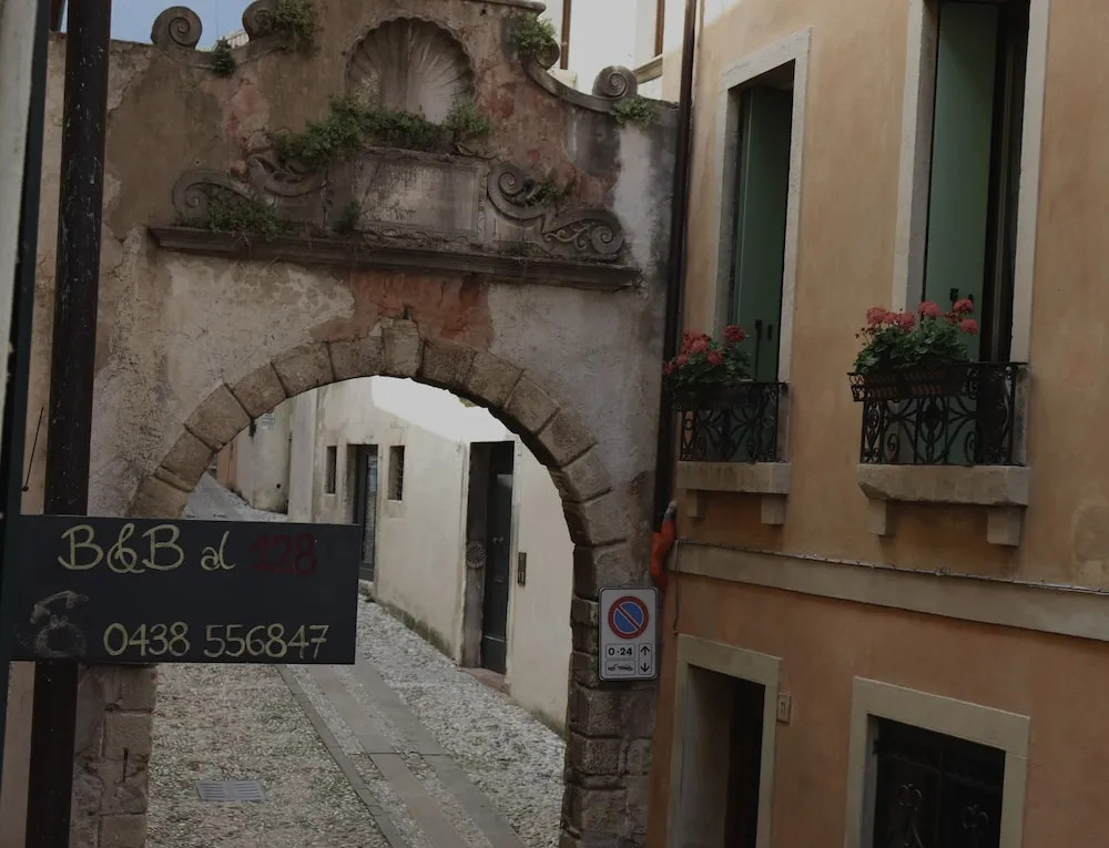 Bnb Pizzeria 128 a Serravalle Tv