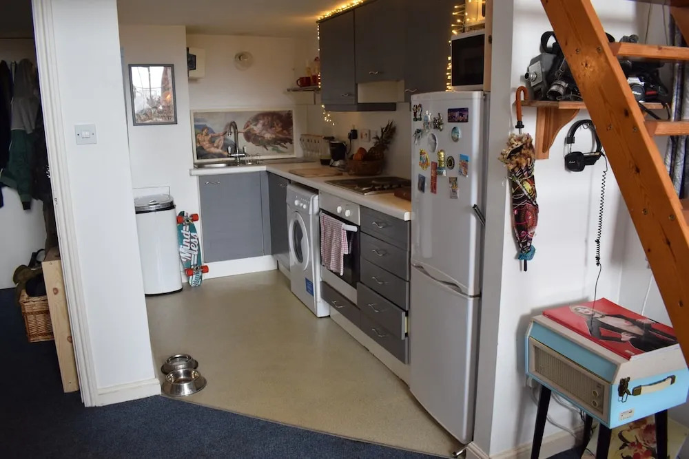 Loft Style Studio In Bow