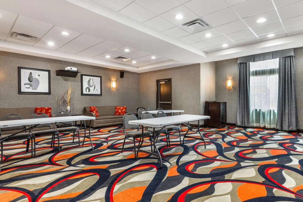 Best Western Plus Cowetas 1st Hotel