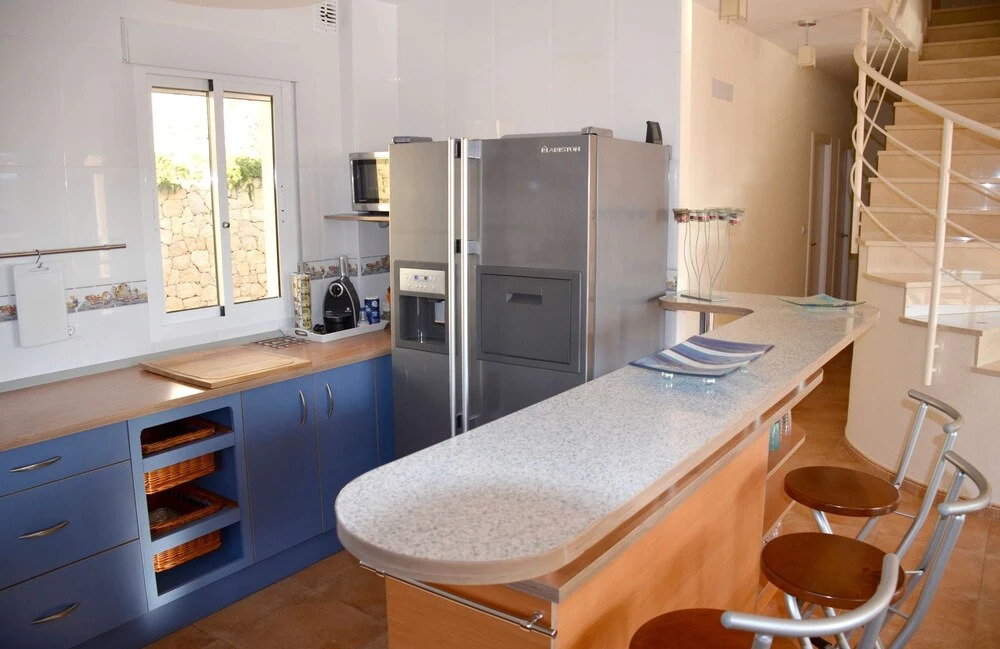 House With 4 Bedrooms in El Campello, With Wonderful sea View, Private
