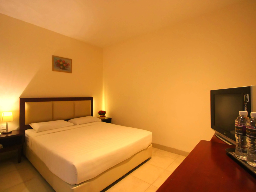 Lovina Inn - Nagoya Batam