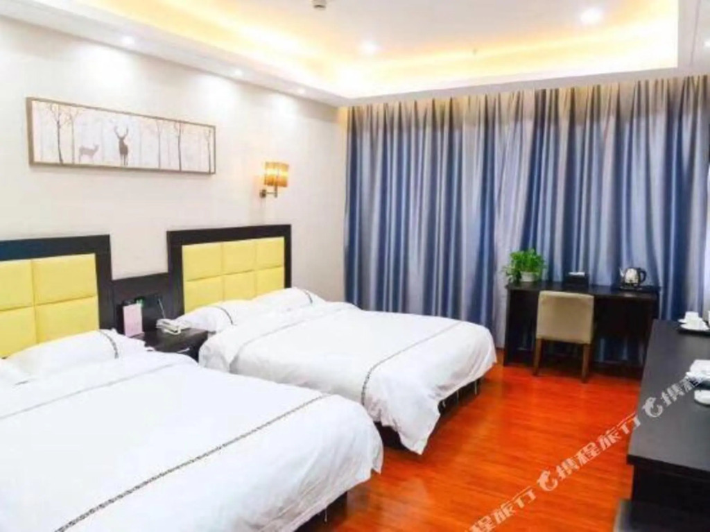 Yufeng International Hotel