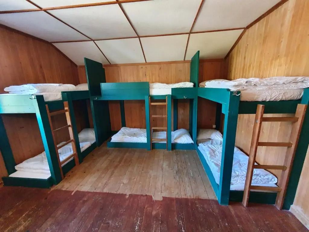 Lake Lodge Hostel
