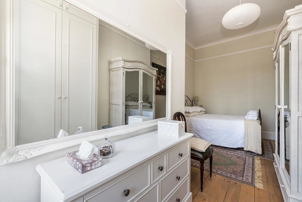 NEW Luxury 1BD Flat in Heart of Kensington Olympia