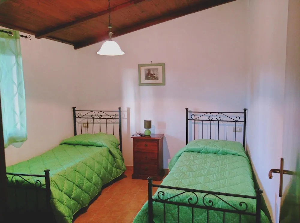 House With 2 Bedrooms in Pescia Romana, With Furnished Terrace and Wifi Near the Beach