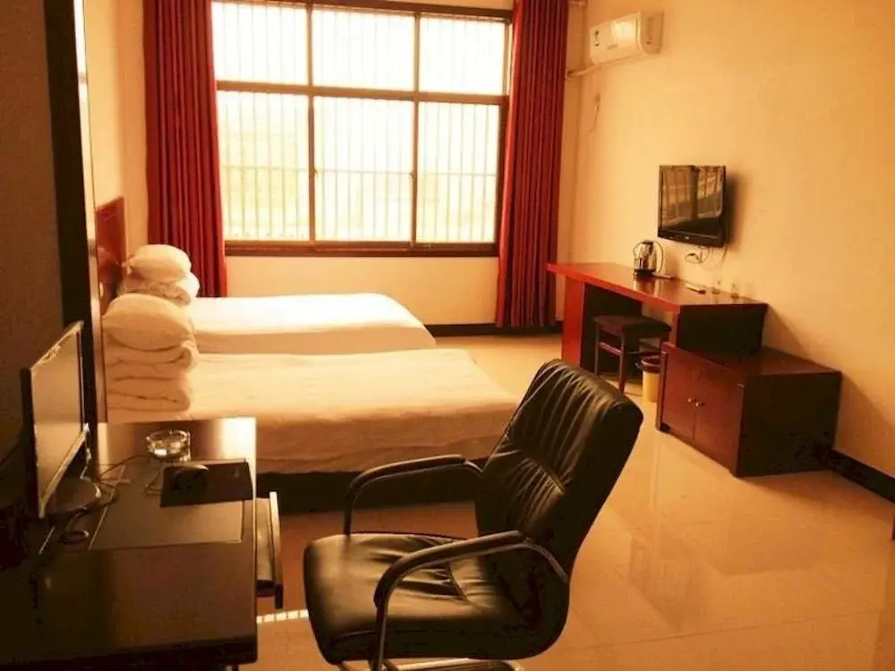 Yuntai Mount Hetang Village Hotel