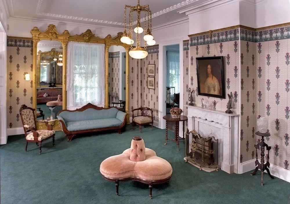 Wilbraham Mansion