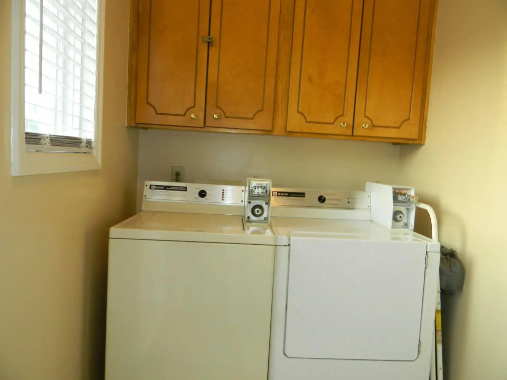 Fairfax Motel