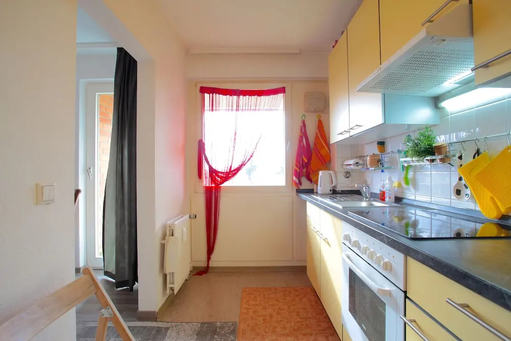 Private Apartment Hoffmann-von-Fallersleben-Straße