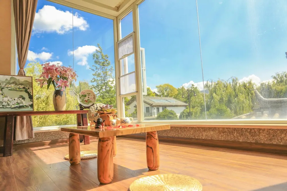 Lijiang Guanfang Garden Holiday Villa