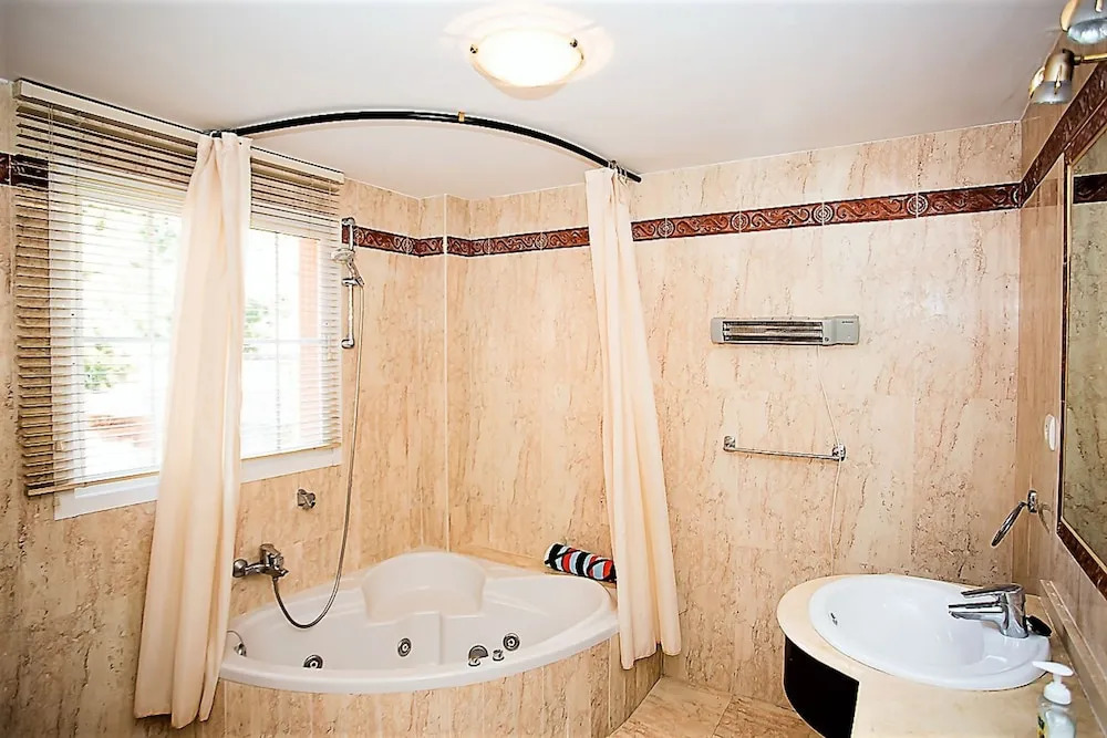 Elviria Penthouse close to Beach